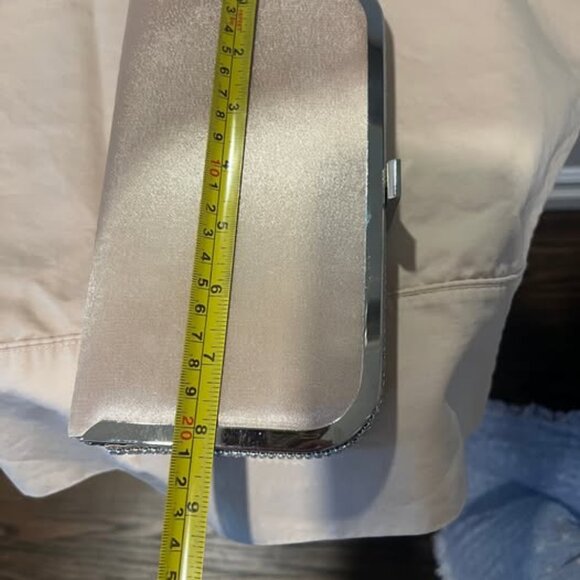 Purse - Picture 6 of 9